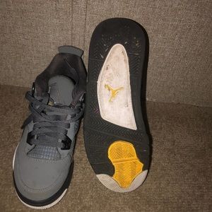 Jorden retro 4 cool grey